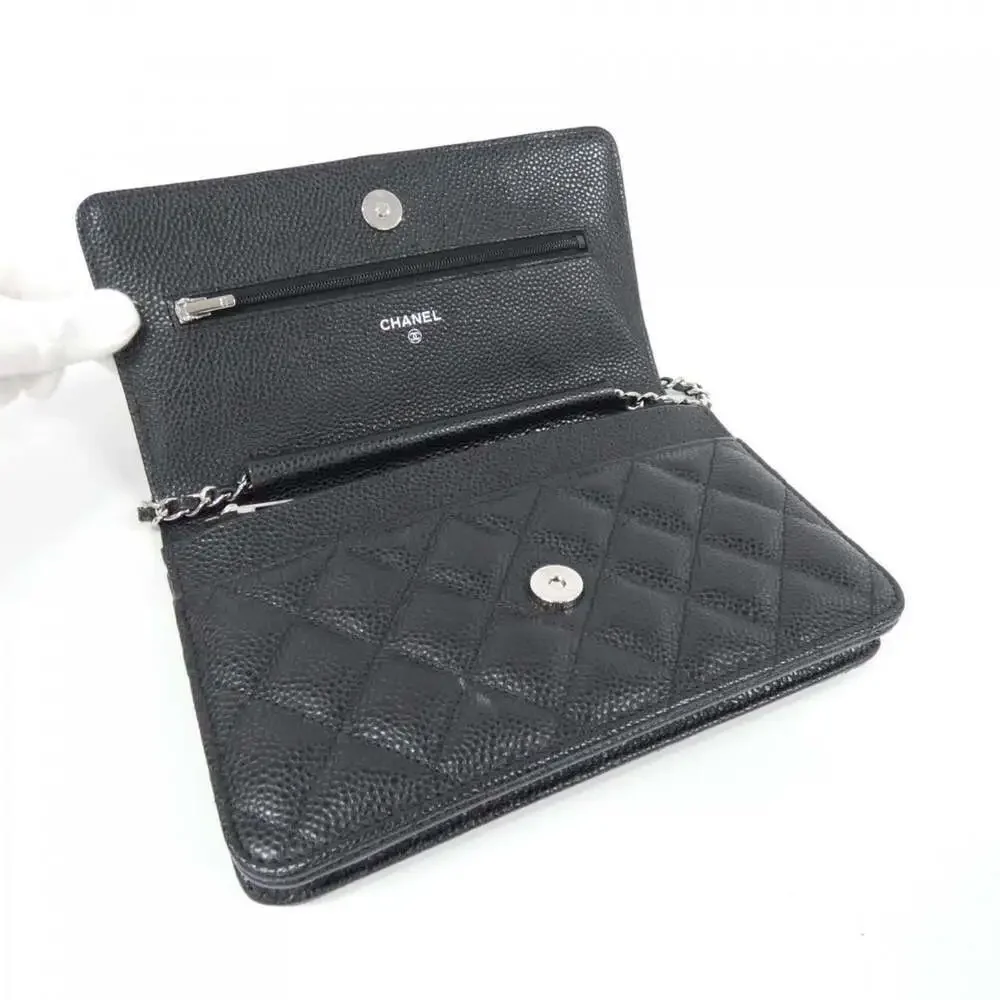 CHANEL Black Wallet